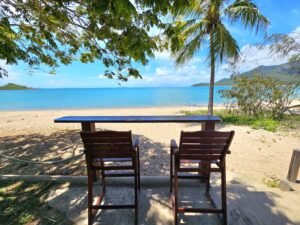 Montes Reef Resort Whitsundays beachfront Deluxe unit